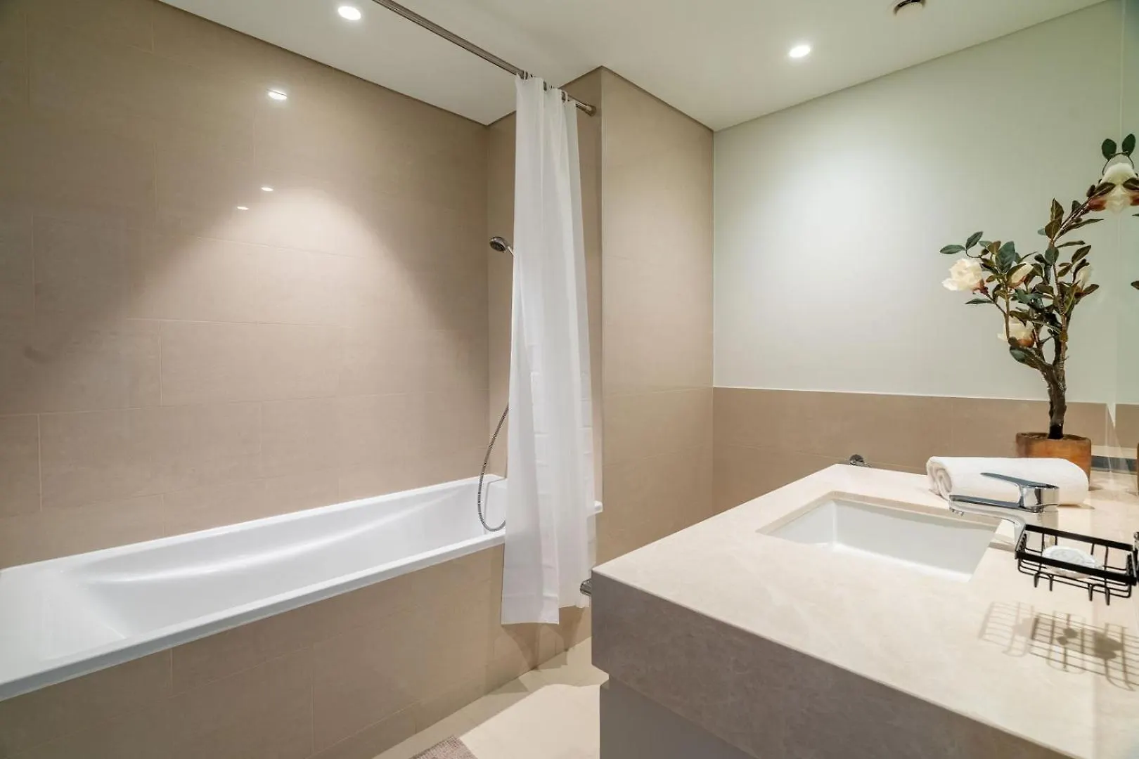 Guestready - Charming Retreat In Downtown Dubai Apartment 0*,